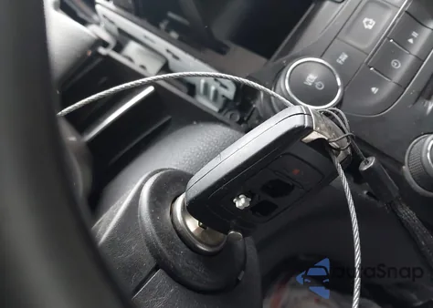 2015 Chevrolet Malibu 1Lt z USA, uszkodzony, nr VIN 1G11C5SL2FF173940